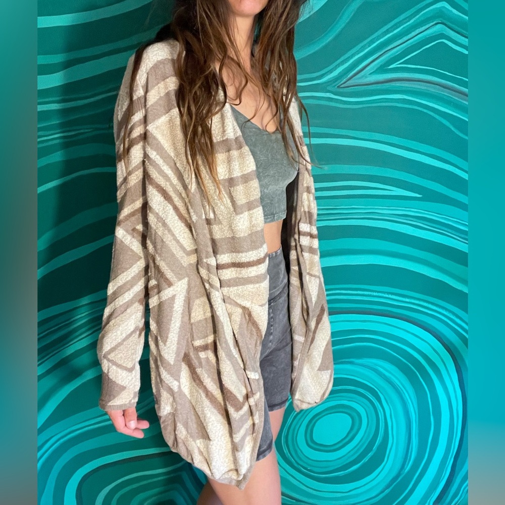 Lucky Brand Sweater size M Brown Aztec Pattern